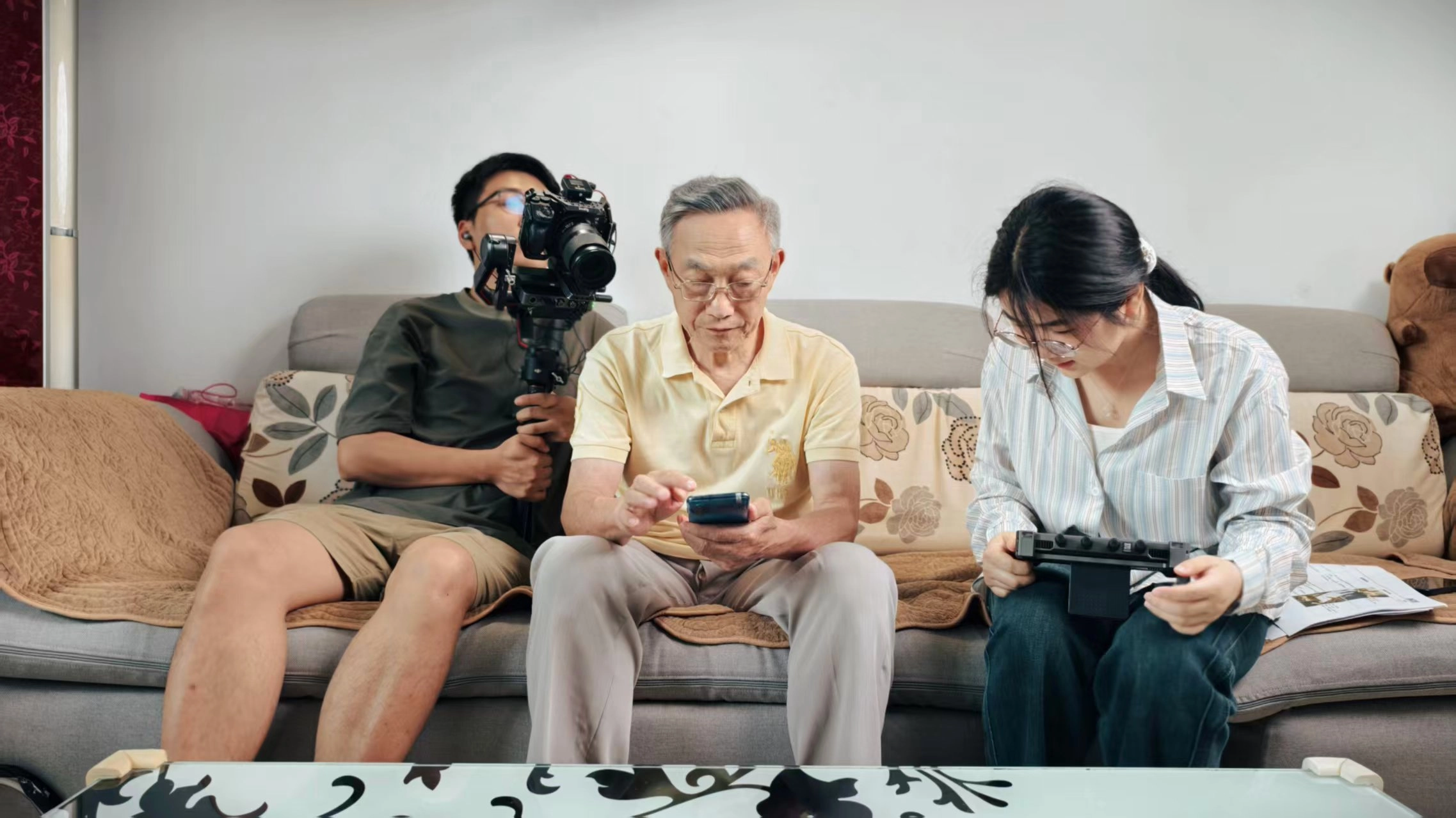 剧照